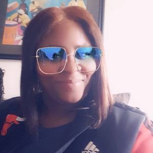 Meet your Posher, Marilyn